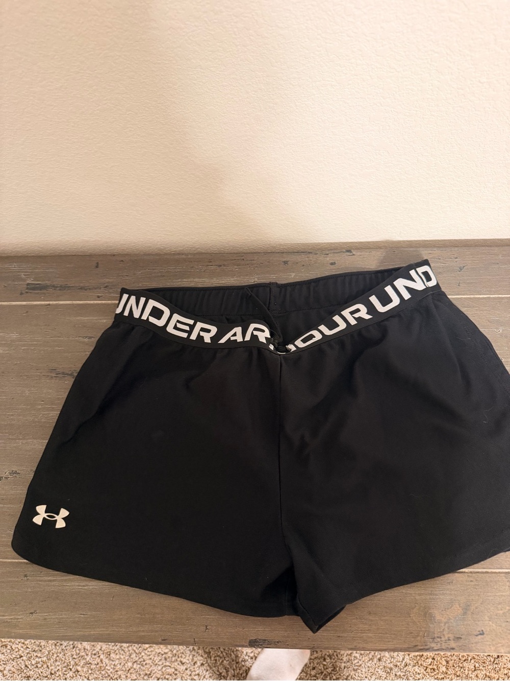 Under Armour Black Women's Athletic Shorts with Logo Waistband